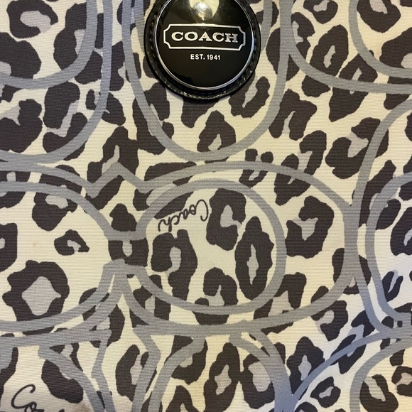 Authentic COACH monogram purse - Picture 5 of 8